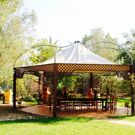 Ries Villa Muro Leccese