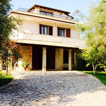 Ries Villa *